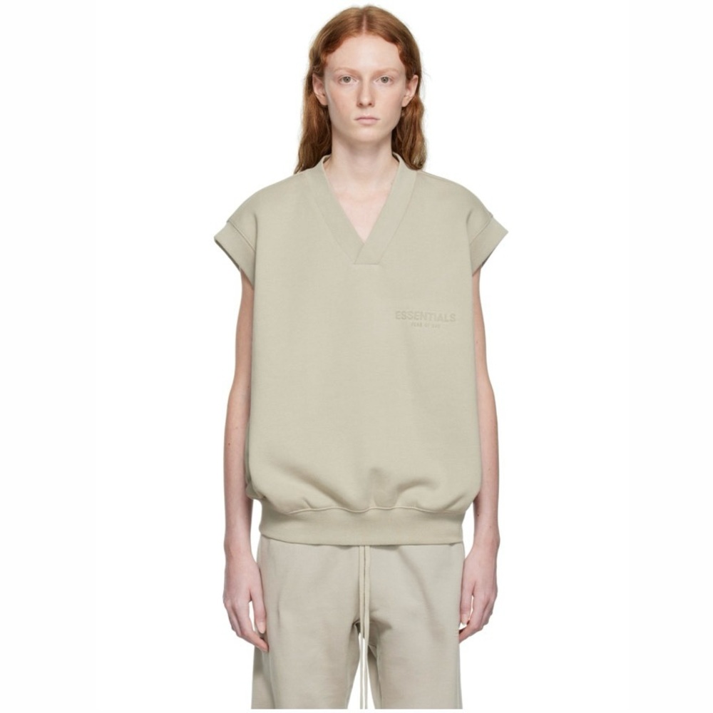 ESSENTIALS GRAY V-NECK VEST